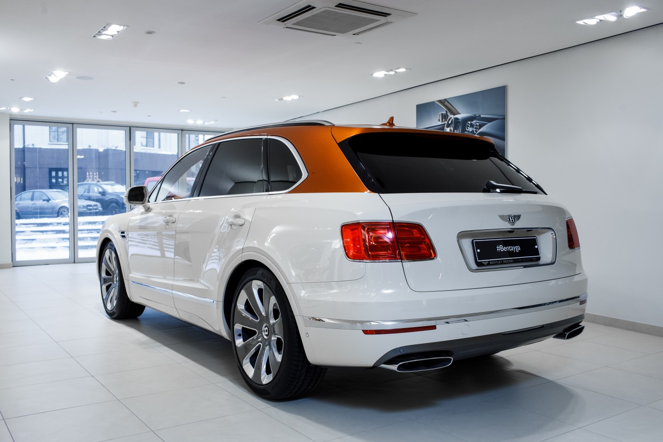 СОЗДАНО ВРУЧНУЮ В ВЕЛИКОБРИТАНИИ, ВЫБРАНО С ЛЮБОВЬЮ В РОССИИ - изображение 060218Bentley_009 на Bentleymoscow.ru!