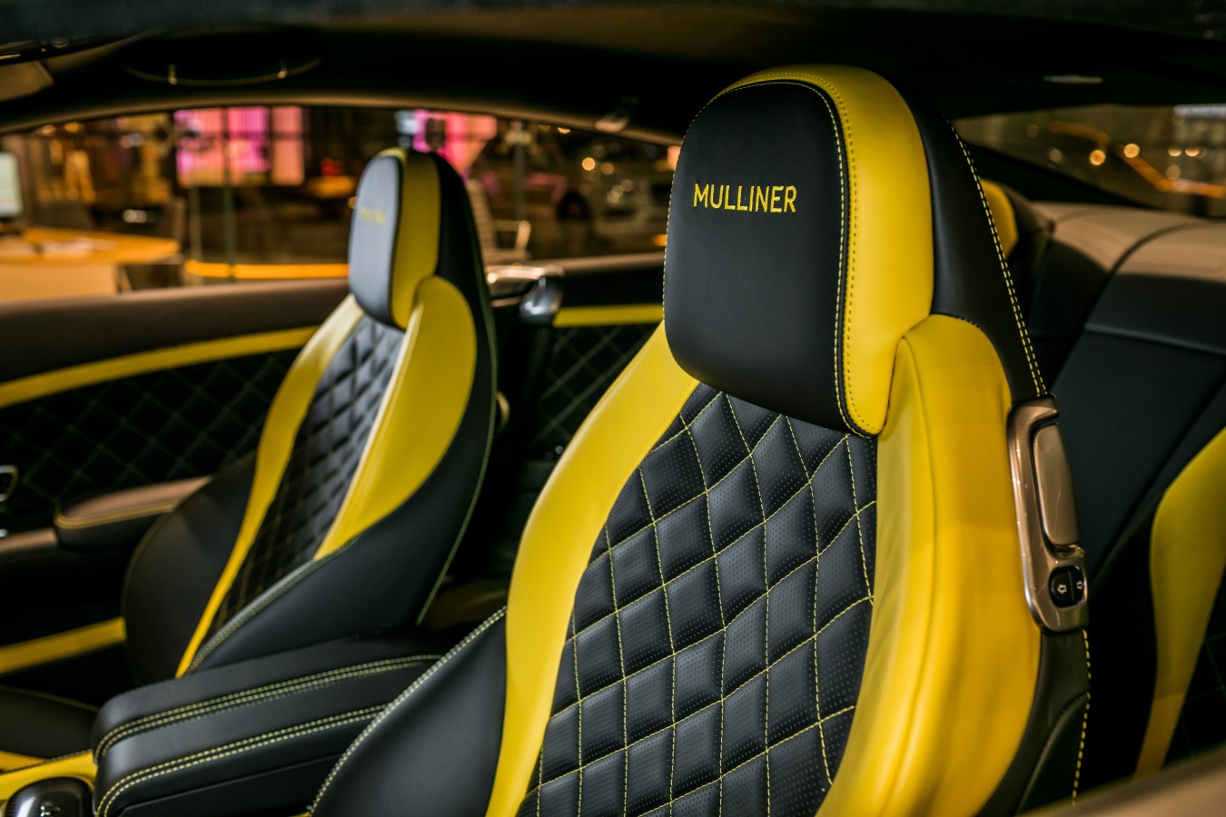 СОЗДАНО ВРУЧНУЮ В ВЕЛИКОБРИТАНИИ, ВЫБРАНО С ЛЮБОВЬЮ В РОССИИ - изображение 0902 на Bentleymoscow.ru!