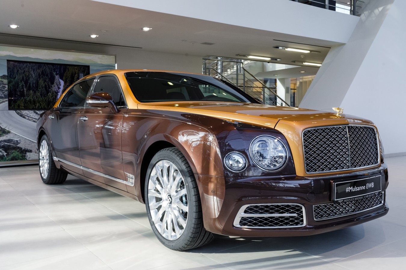 СОЗДАНО ВРУЧНУЮ В ВЕЛИКОБРИТАНИИ, ВЫБРАНО С ЛЮБОВЬЮ В РОССИИ - изображение 091117Bentley_001 на Bentleymoscow.ru!