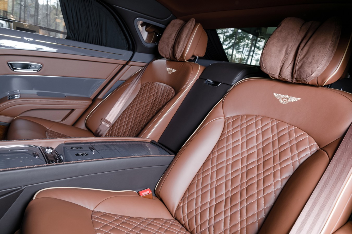 СОЗДАНО ВРУЧНУЮ В ВЕЛИКОБРИТАНИИ, ВЫБРАНО С ЛЮБОВЬЮ В РОССИИ - изображение 091117Bentley_012 на Bentleymoscow.ru!