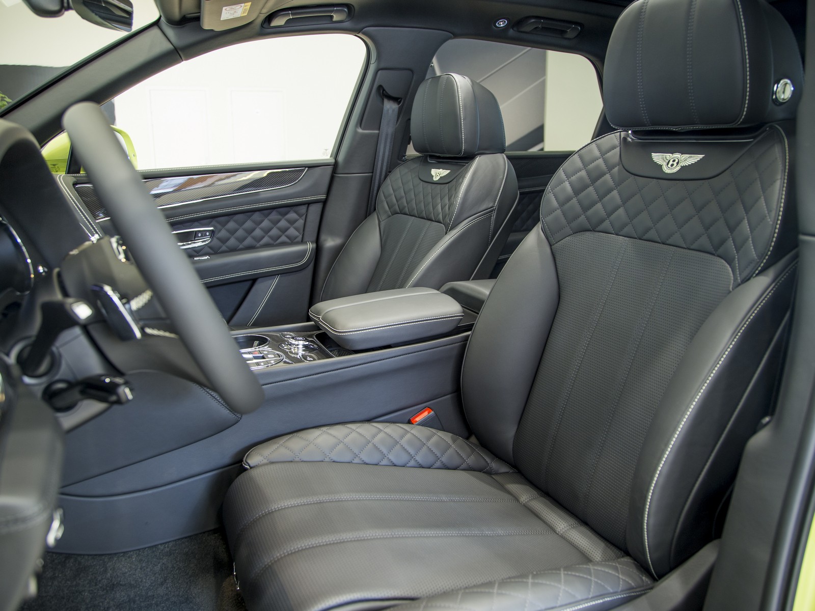 Bentley Bentayga: финальная коллекция 2020 - изображение 11-3 на Bentleymoscow.ru!