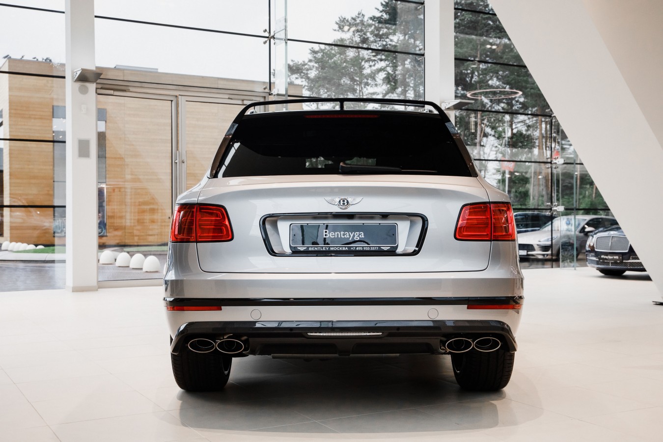 BENTLEY BENTAYGA SILVER FROST C ВЫГОДОЙ ДО 3 500 000 РУБЛЕЙ - изображение 190718Bentley_3_006-1 на Bentleymoscow.ru!