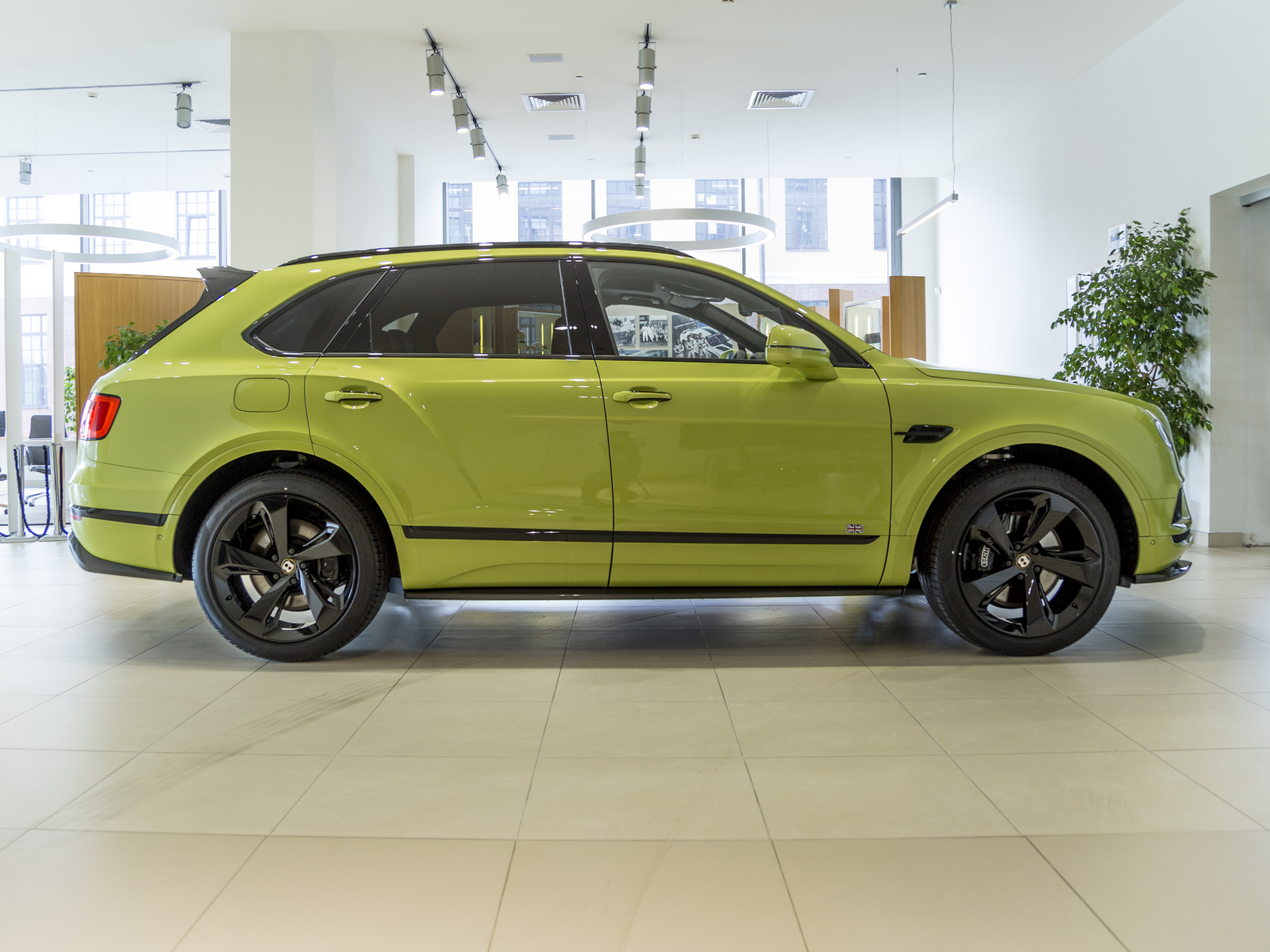 Bentley Bentayga: финальная коллекция 2020 - изображение 3-13 на Bentleymoscow.ru!