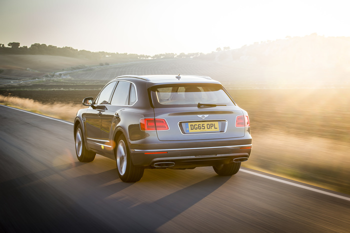 САМЫЙ БЫСТРЫЙ ВНЕДОРОЖНИК В МИРЕ - BENTLEY BENTAYGA - изображение 84 на Bentleymoscow.ru!