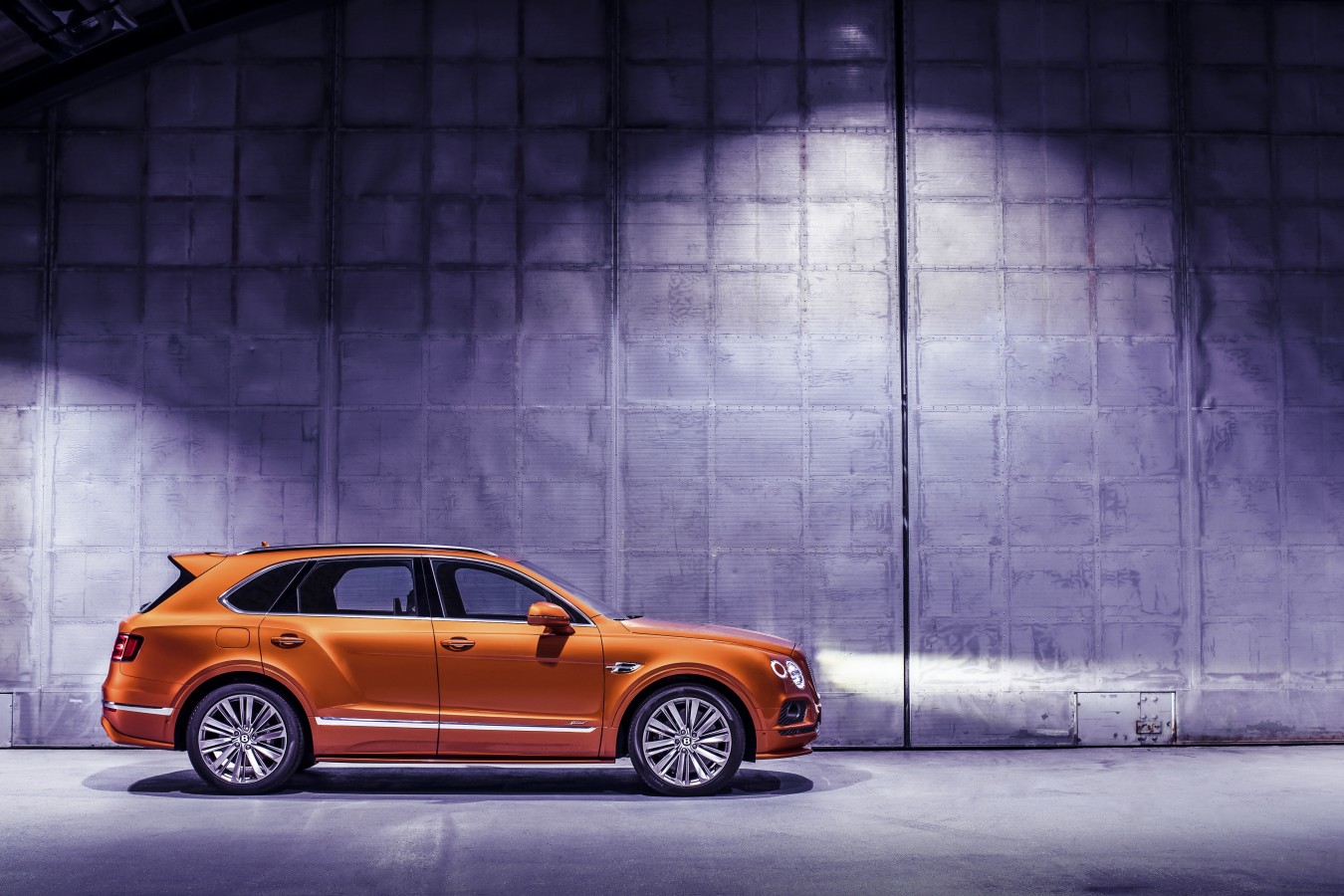 НОВЫЙ BENTLEY BENTAYGA SPEED - изображение Bentayga-Speed-1-Hero на Bentleymoscow.ru!