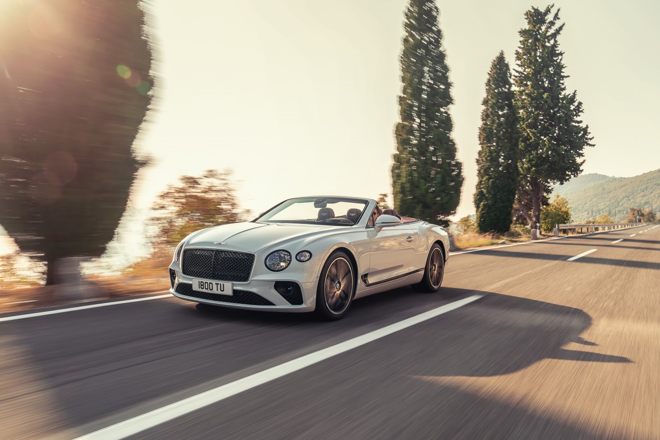 НОВЫЙ КАБРИОЛЕТ BENTLEY CONTINENTAL GTC - изображение Bentley-Continental-GT-Convertible-121 на Bentleymoscow.ru!