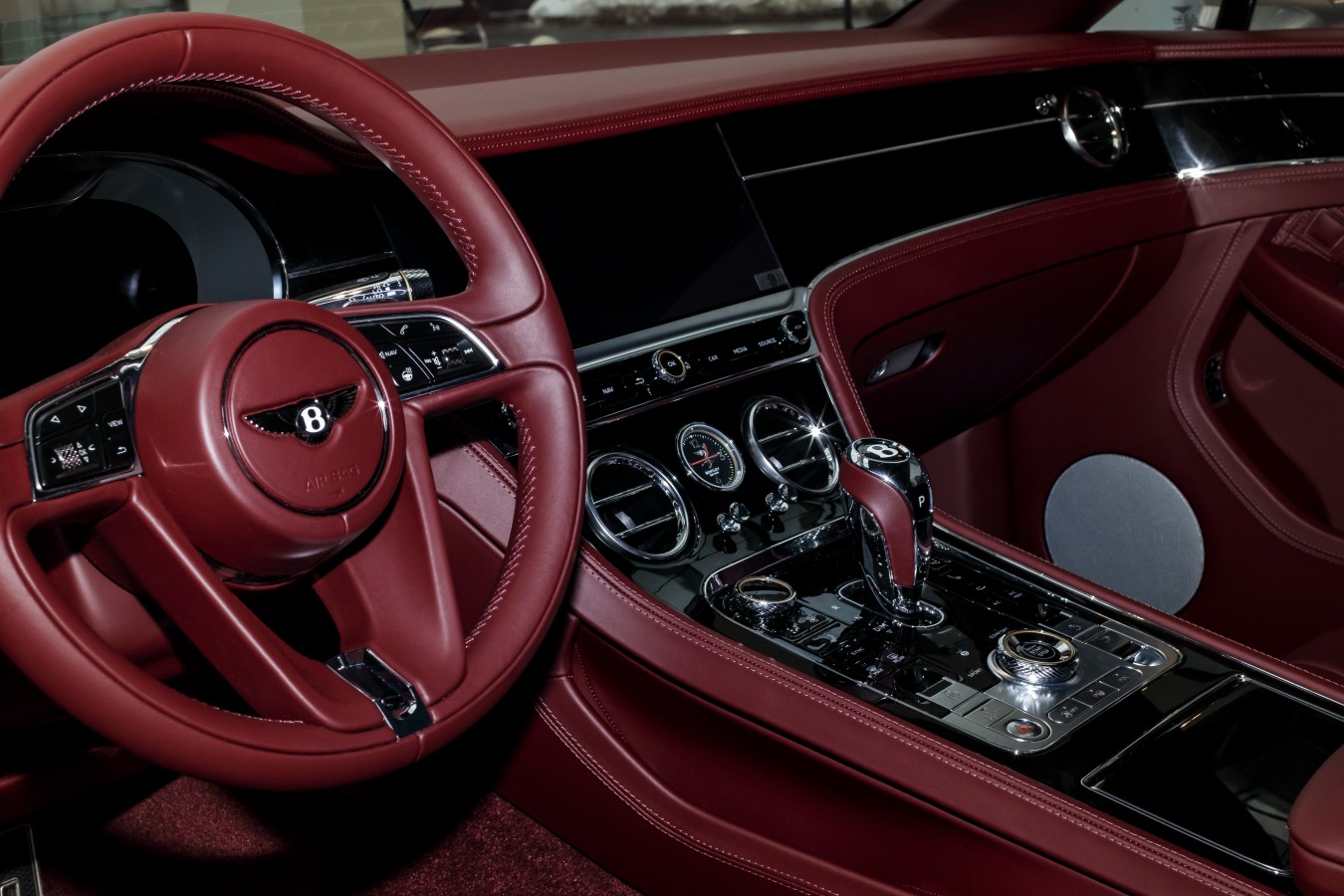 LADY`S COLLECTION SPB - изображение GT_1-7 на Bentleymoscow.ru!