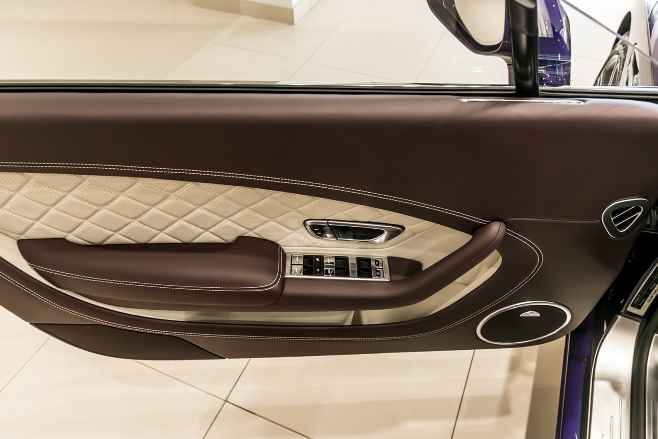 Линейка автомобилей с пробегом в Bentley Cанкт-Петербург - изображение IMG_0822 на Bentleymoscow.ru!