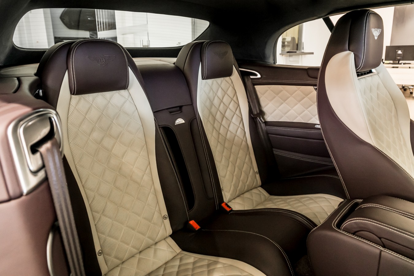 Линейка автомобилей с пробегом в Bentley Cанкт-Петербург - изображение IMG_0827 на Bentleymoscow.ru!