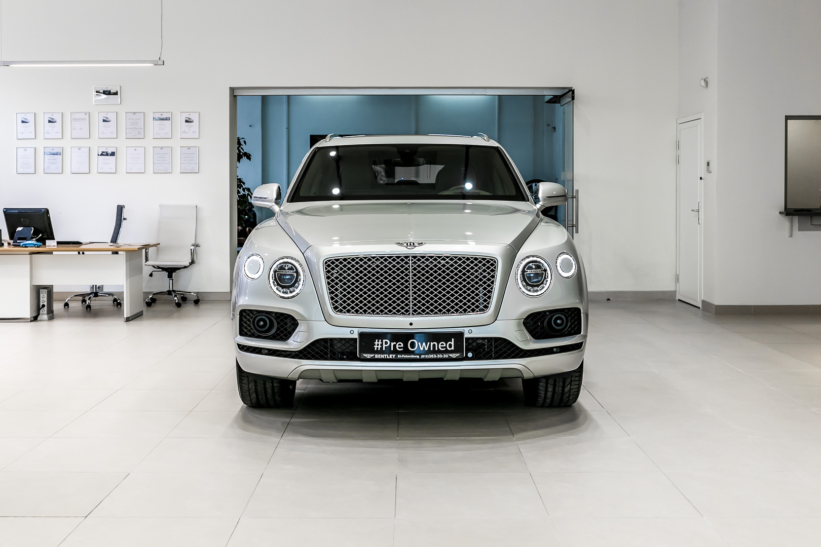 Линейка автомобилей с пробегом в Bentley Cанкт-Петербург - изображение IMG_3606 на Bentleymoscow.ru!