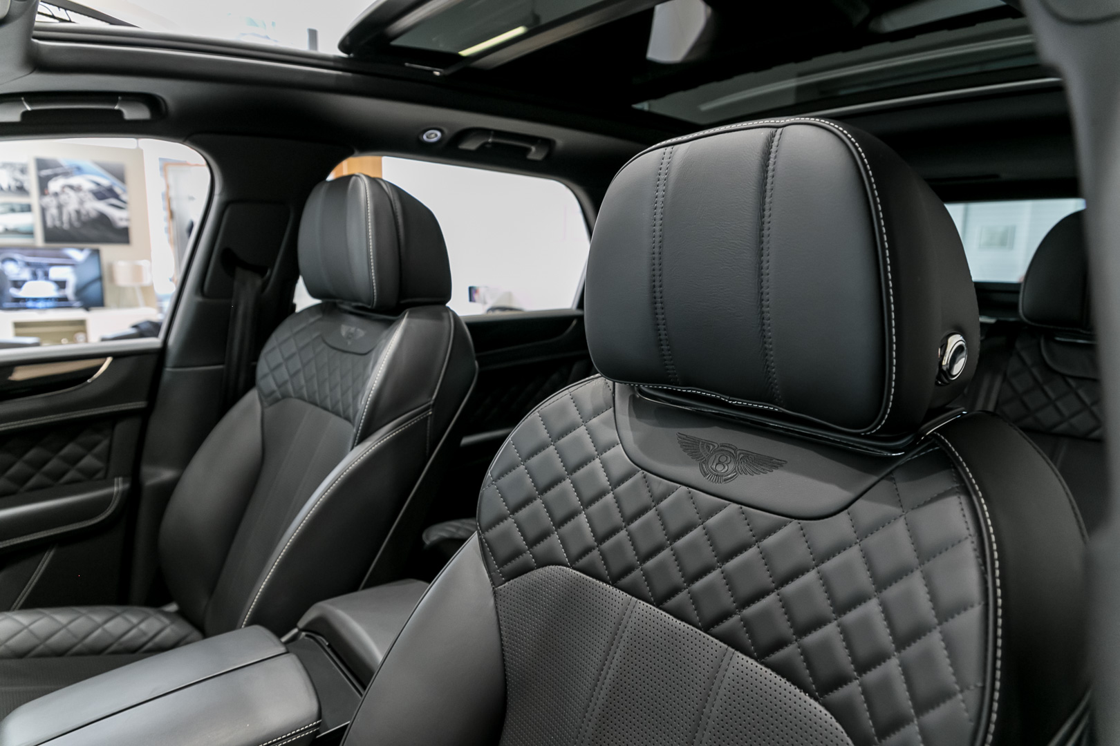 Линейка автомобилей с пробегом в Bentley Cанкт-Петербург - изображение IMG_3622 на Bentleymoscow.ru!