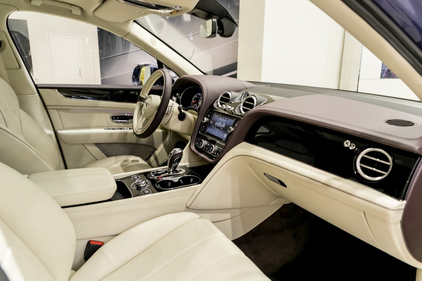 BENTAYGA DIESEL - изображение IMG_4096 на Bentleymoscow.ru!