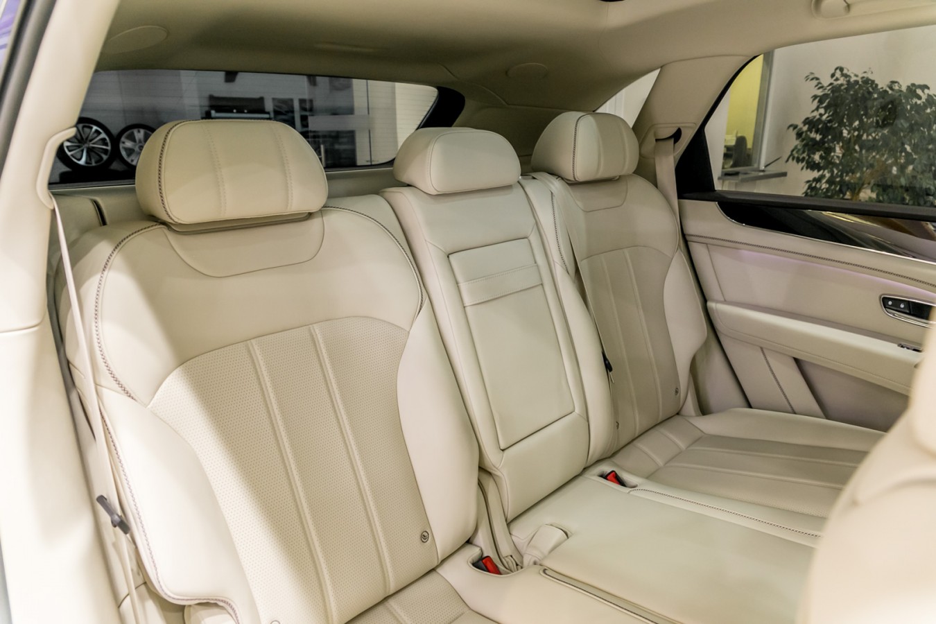 BENTAYGA DIESEL - изображение IMG_4097 на Bentleymoscow.ru!