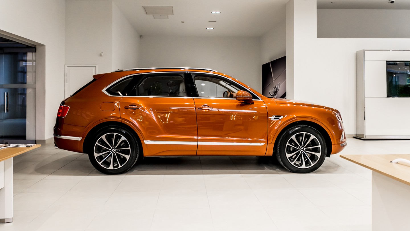 Линейка автомобилей с пробегом в Bentley Cанкт-Петербург - изображение IMG_4292 на Bentleymoscow.ru!