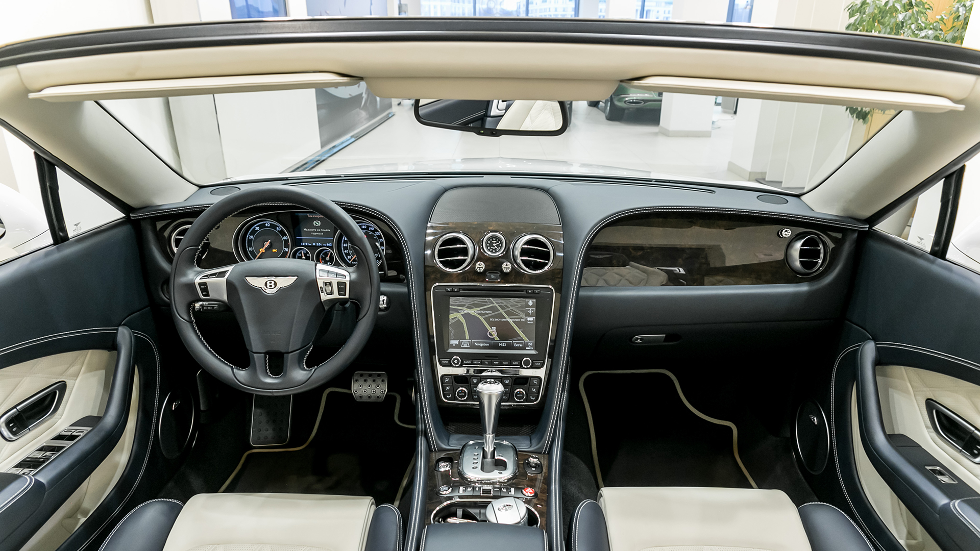 Линейка автомобилей с пробегом в Bentley Cанкт-Петербург - изображение IMG_4424 на Bentleymoscow.ru!