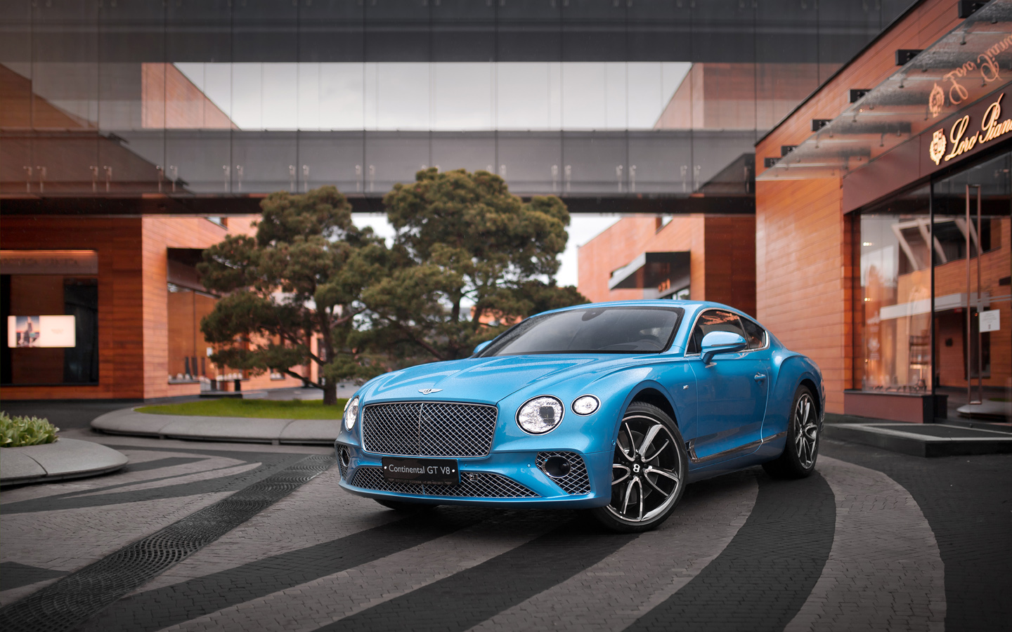 НОВЫЙ BENTLEY CONTINENTAL GT V8 - изображение IMG_9237 на Bentleymoscow.ru!