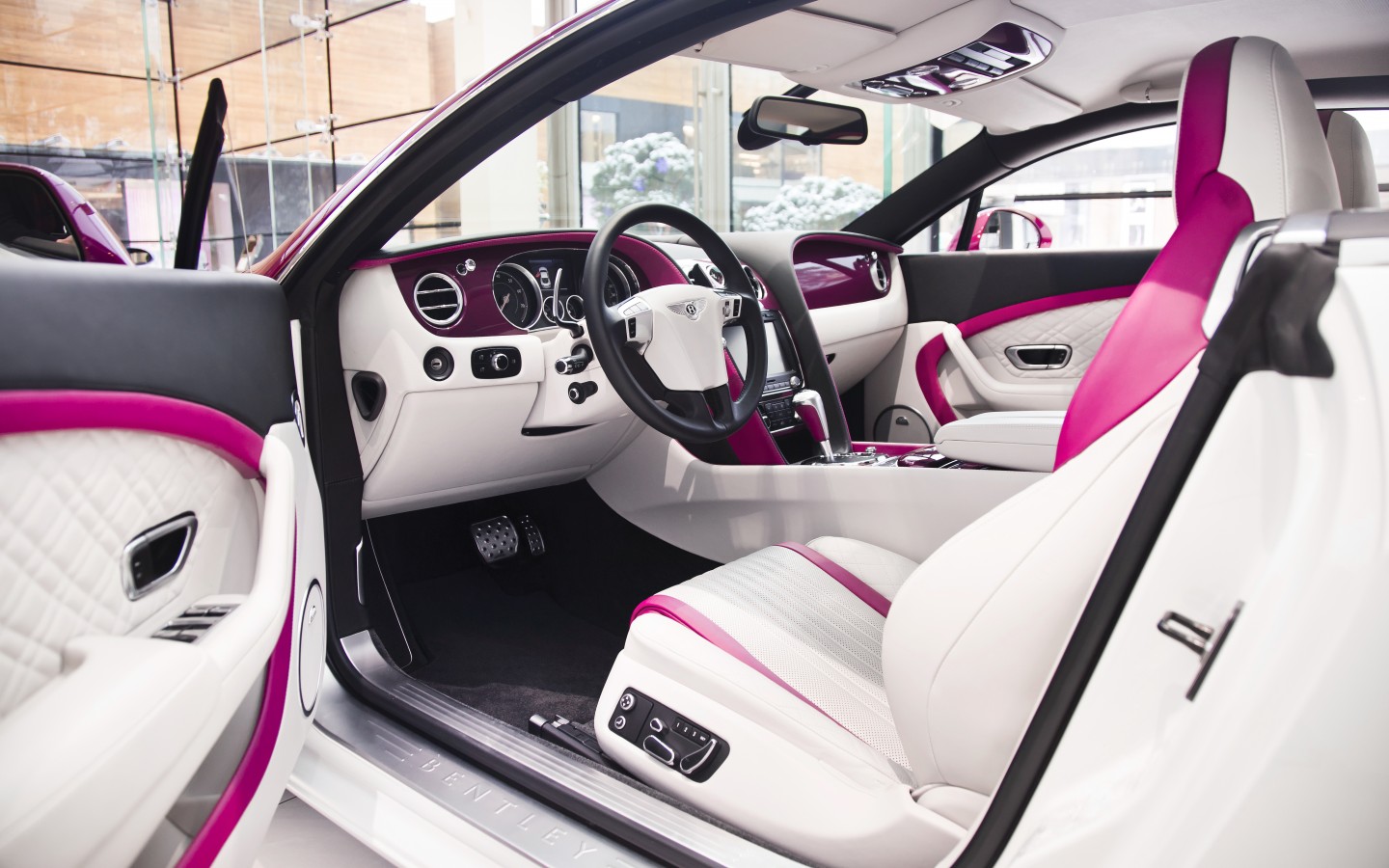 LADY`S COLLECTION SPB - изображение IMG_9524 на Bentleymoscow.ru!