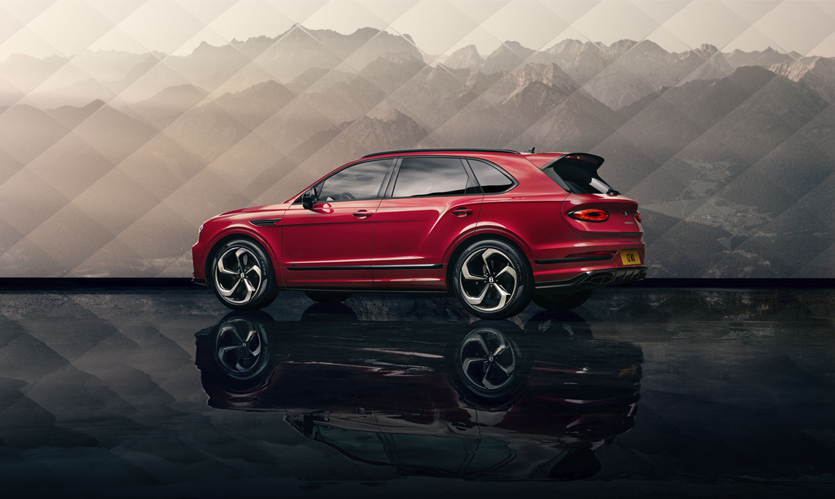 BENTLEY BENTAYGA S - изображение Imagery_Bentayga_S-Exterior_Rear_3-4-2-1 на Bentleymoscow.ru!