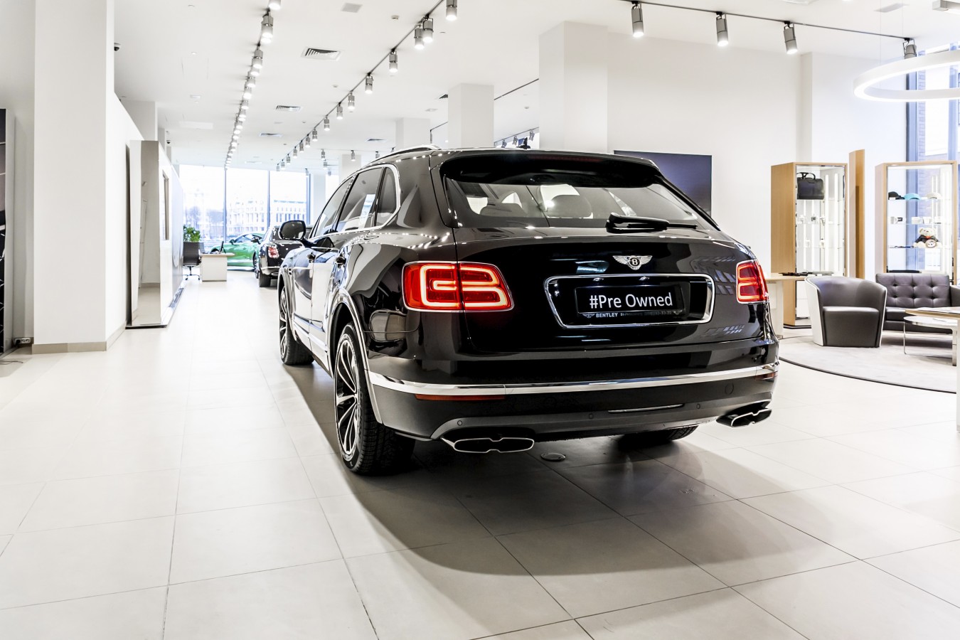 Линейка автомобилей с пробегом в Bentley Cанкт-Петербург - изображение MG_4342 на Bentleymoscow.ru!