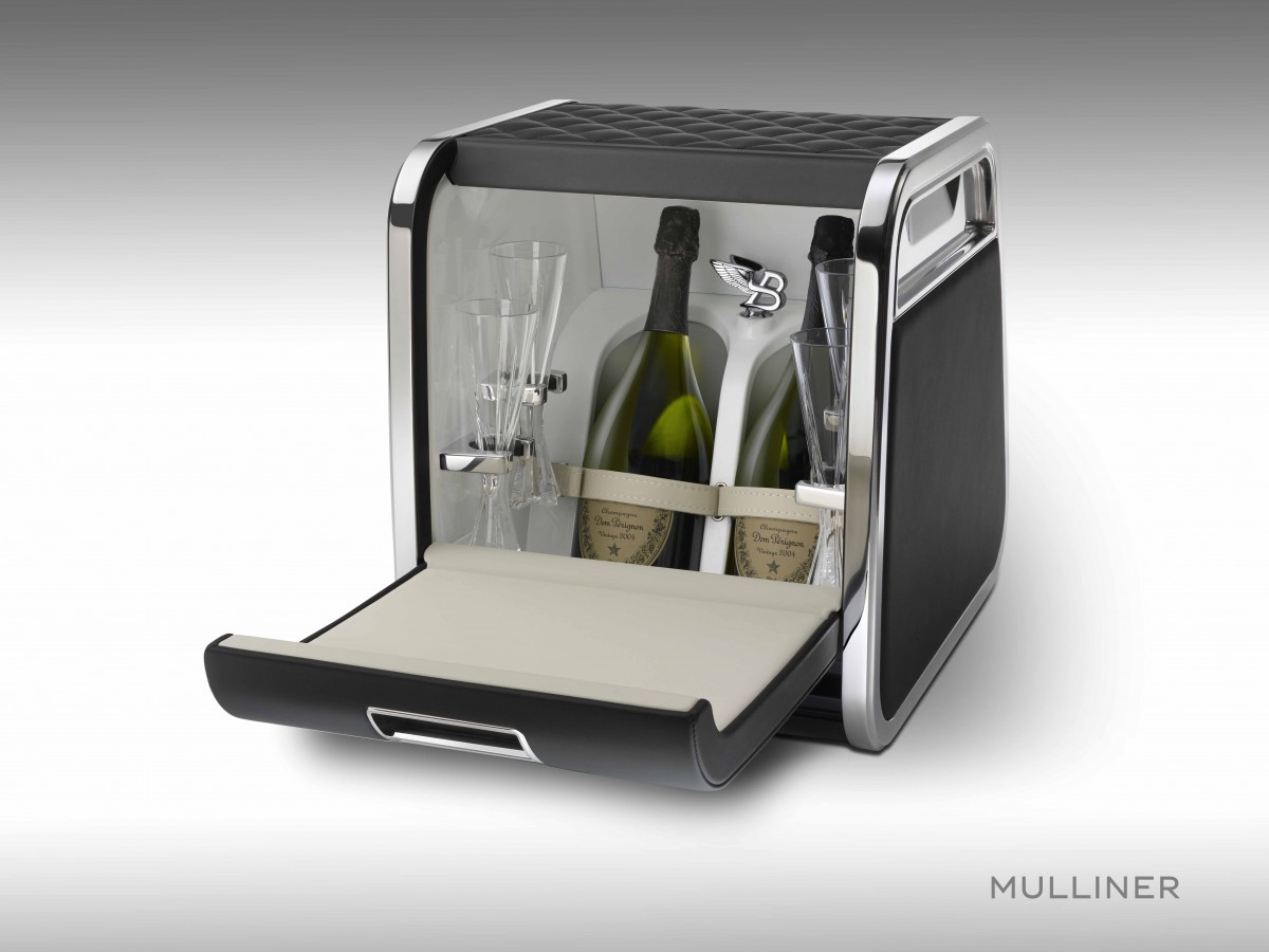 КОМПЛЕКТ ДЛЯ ПИКНИКА LINLEY HAMPER ОТ MULLINER - изображение MULLINER-Hamper-Bottle-Cooler на Bentleymoscow.ru!