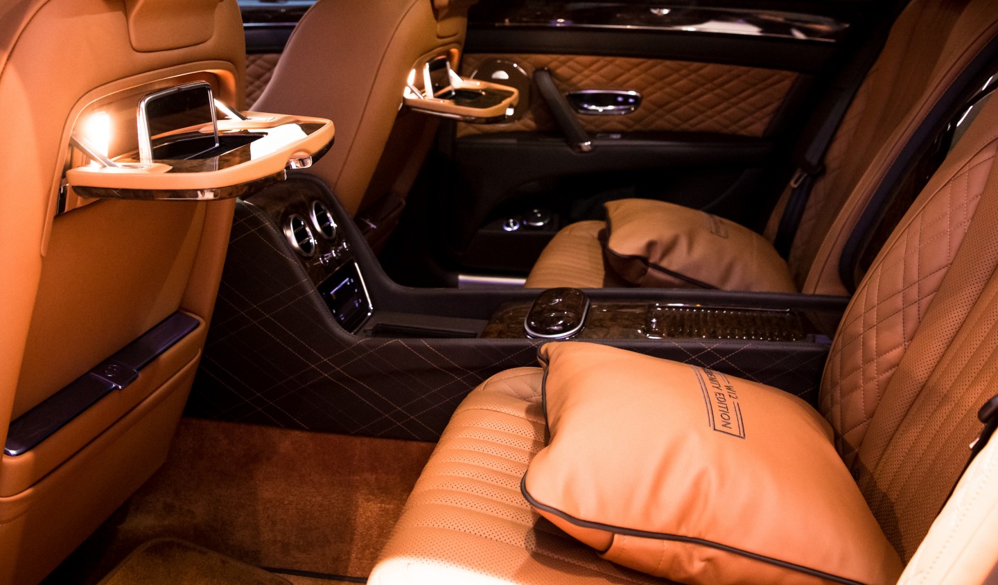 СОЗДАНО ВРУЧНУЮ В ВЕЛИКОБРИТАНИИ, ВЫБРАНО С ЛЮБОВЬЮ В РОССИИ - изображение NICK99552 на Bentleymoscow.ru!