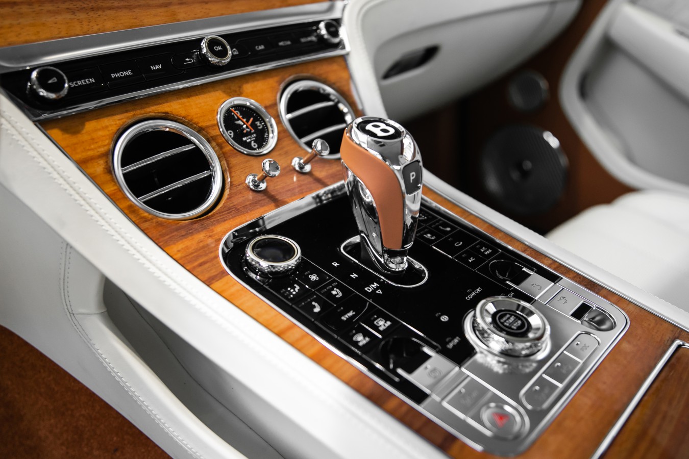 LADY`S COLLECTION SPB - изображение New-Continental-GT-2_010 на Bentleymoscow.ru!