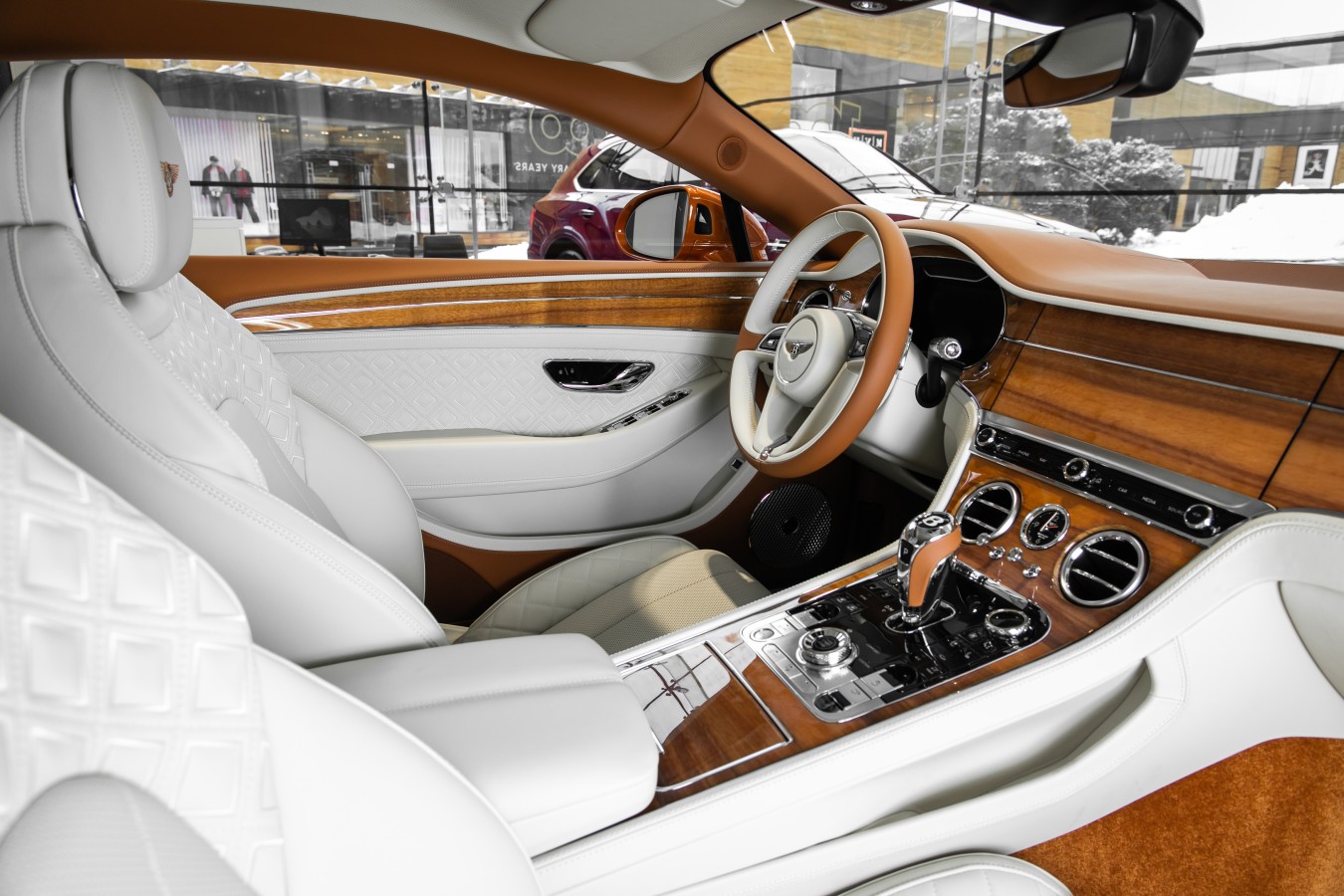 LADY`S COLLECTION SPB - изображение New-Continental-GT-2_022 на Bentleymoscow.ru!