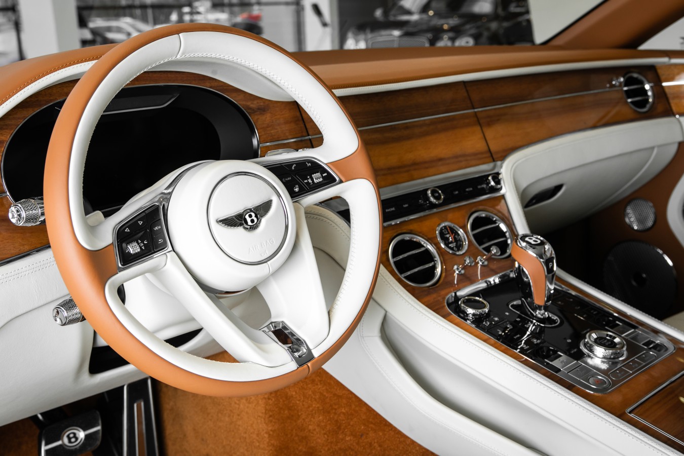 LADY`S COLLECTION SPB - изображение New-Continental-GT-2_025 на Bentleymoscow.ru!