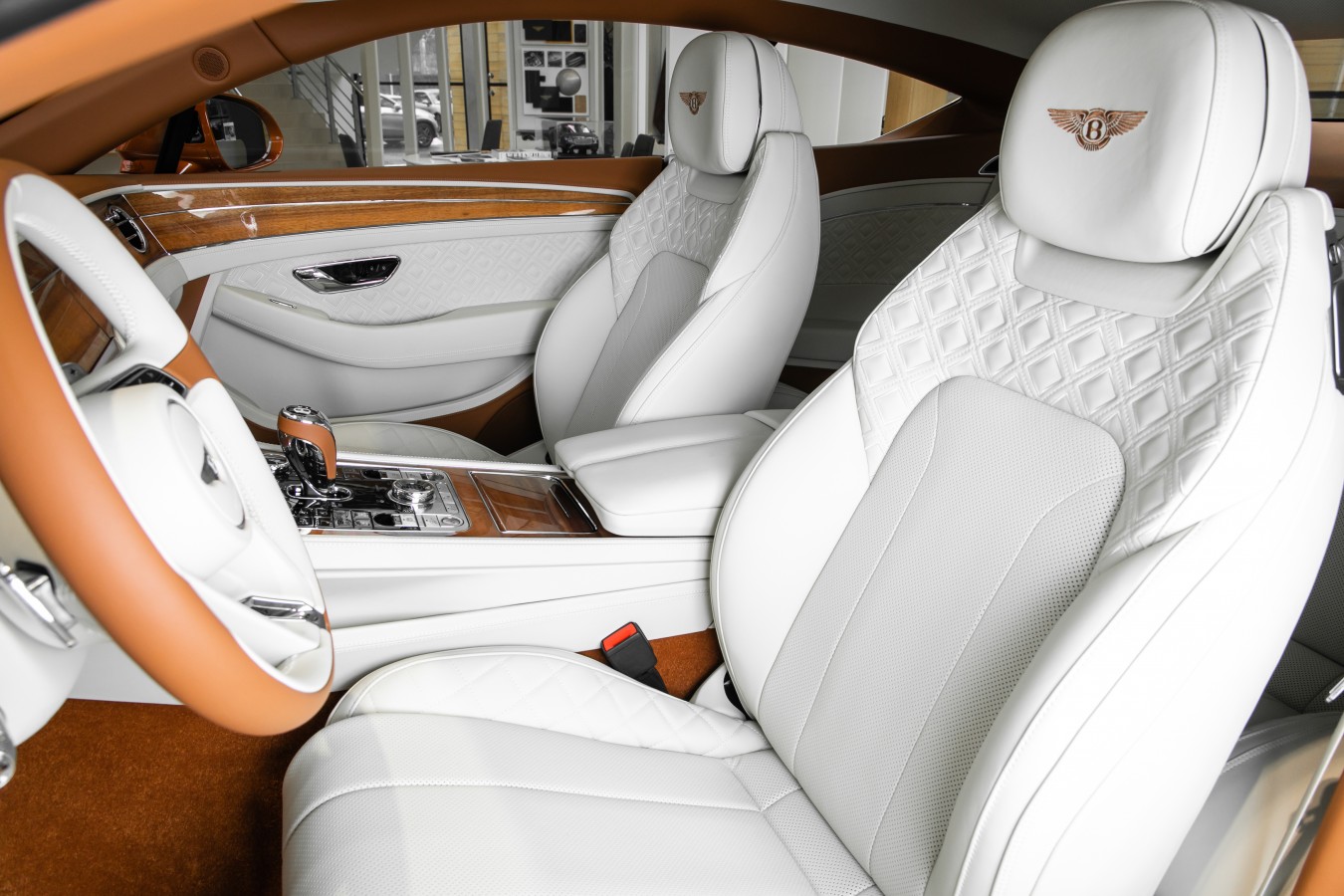 LADY`S COLLECTION SPB - изображение New-Continental-GT-2_026 на Bentleymoscow.ru!