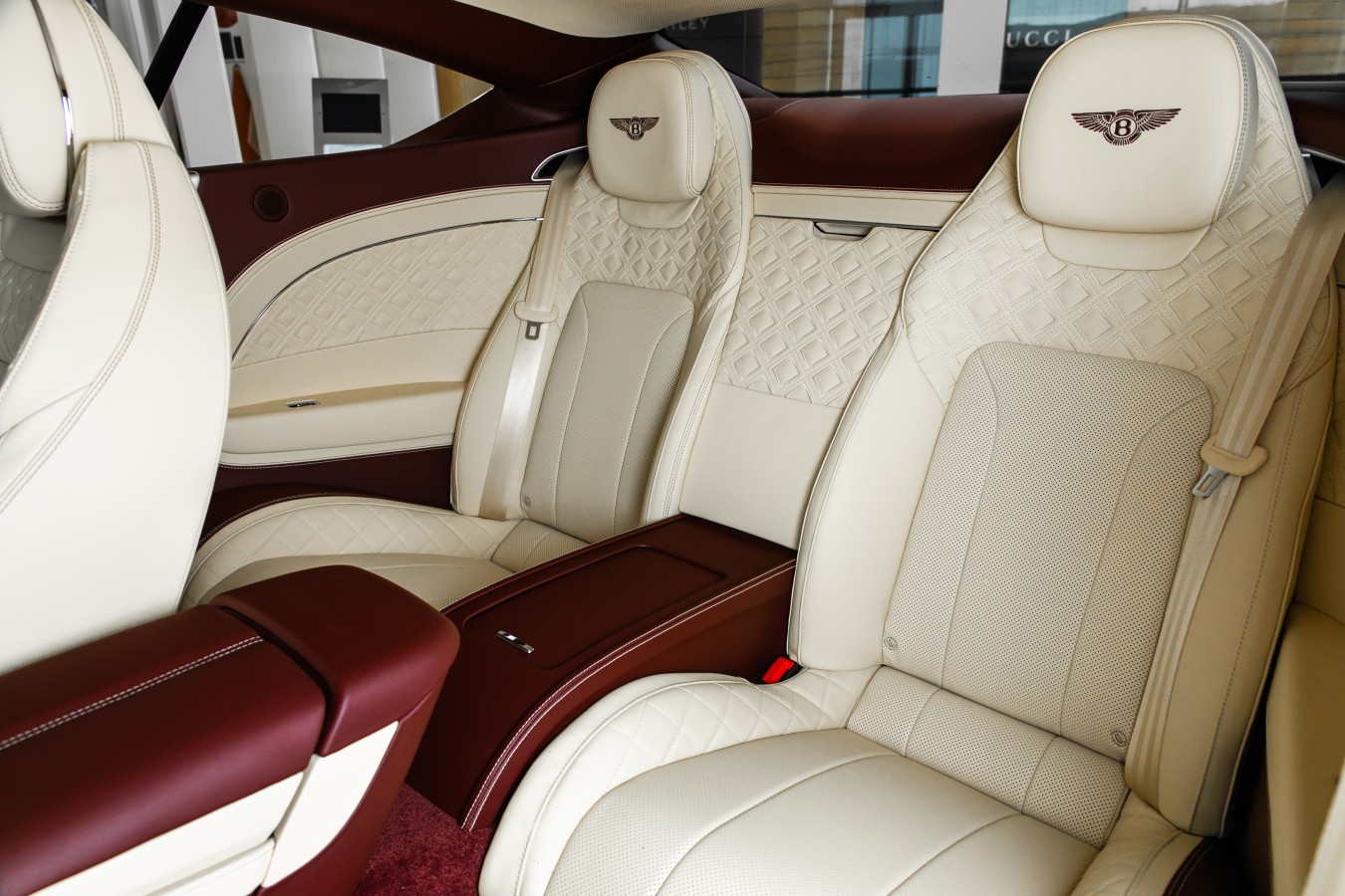 LADY`S COLLECTION SPB - изображение New-Continental-GT_006 на Bentleymoscow.ru!