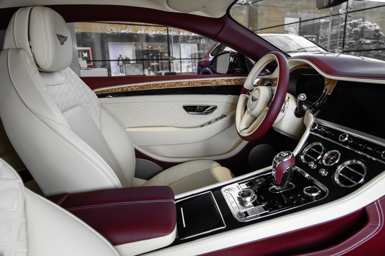 LADY`S COLLECTION SPB - изображение New-Continental-GT_011 на Bentleymoscow.ru!