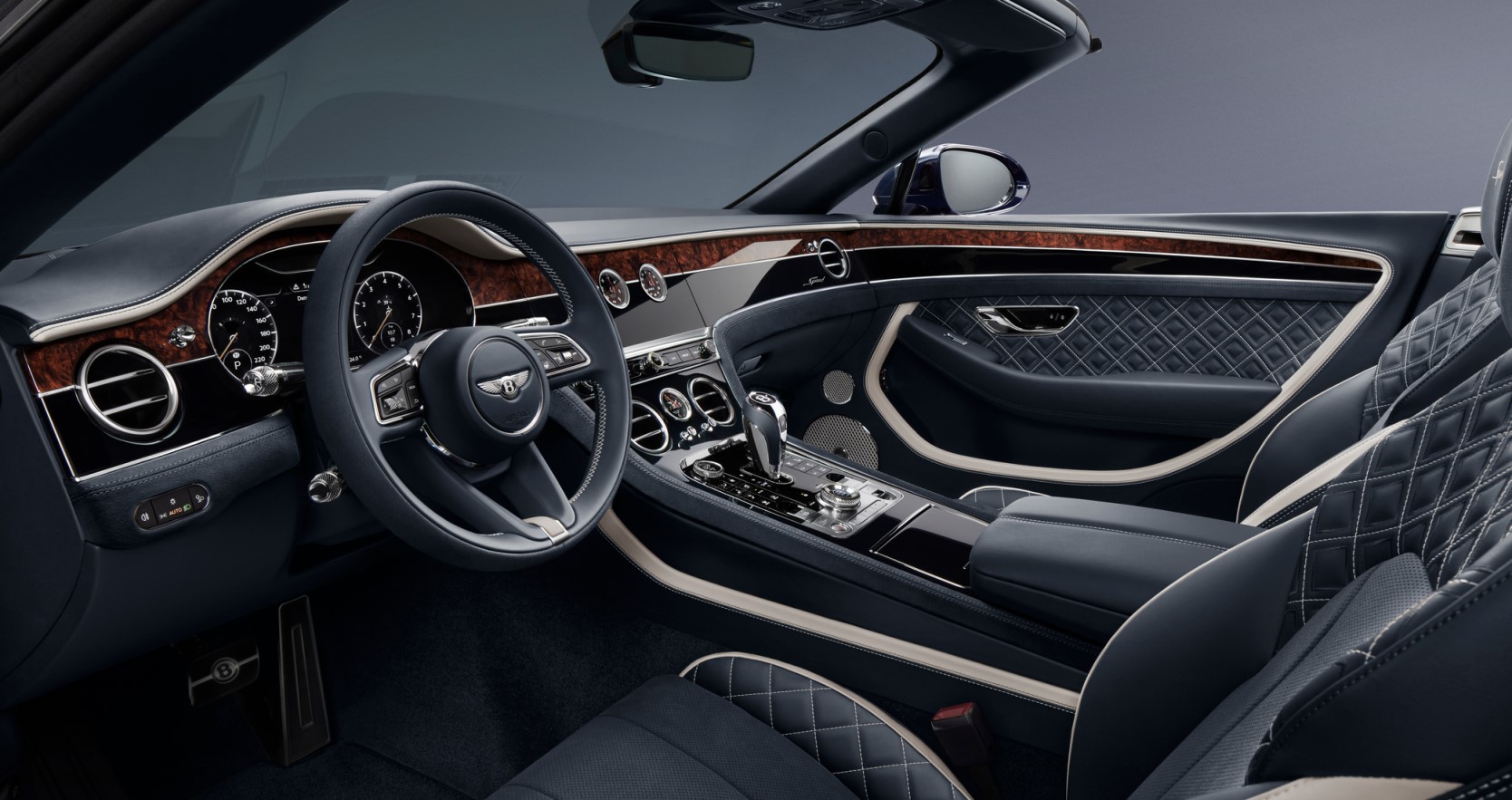 BENTLEY CONTINENTAL GTC SPEED - изображение jpeg-Imagery_Continental-GT-Speed-Convertible_22MY_Continental-GT-Convertible-Speed-22MY-Cabin-1 на Bentleymoscow.ru!