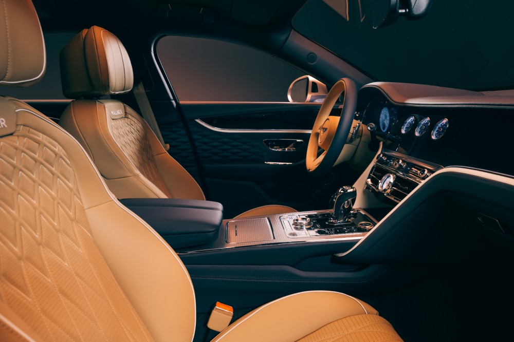 BENTLEY FLYING SPUR MULLINER - изображение jpeg-Imagery_Flying-Spur-Mulliner_Flying-Spur-W12-Mulliner-Front-cross-cabin на Bentleymoscow.ru!