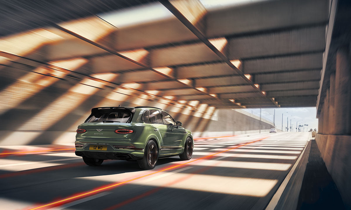 ВСТРЕЧАЙТЕ НОВЫЙ BENTLEY BENTAYGA - изображение slider-3-4 на Bentleymoscow.ru!