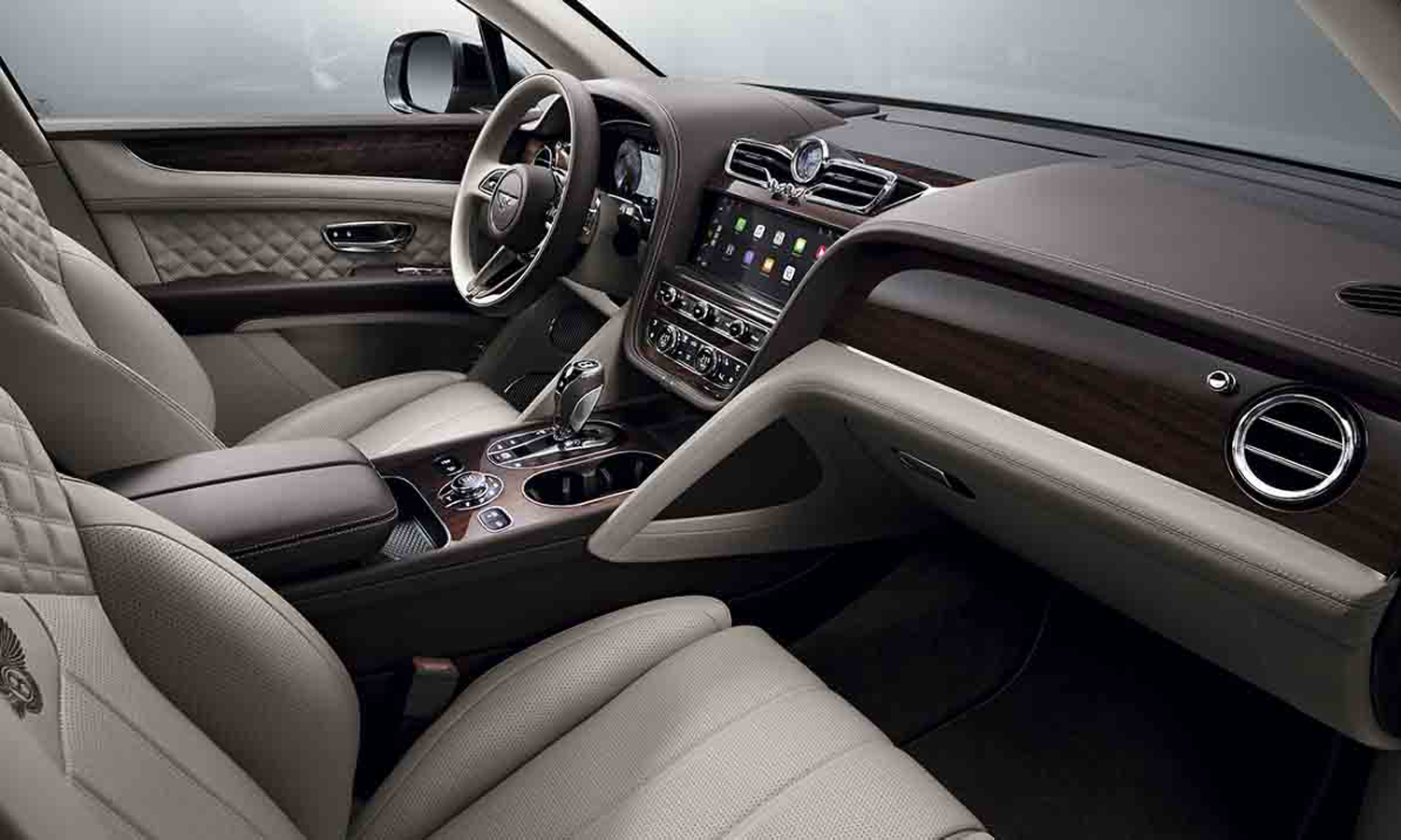 ВСТРЕЧАЙТЕ НОВЫЙ BENTLEY BENTAYGA - изображение slider-4-2 на Bentleymoscow.ru!